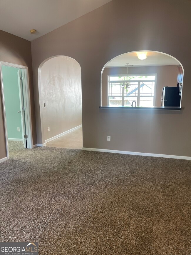 Photo - 83 Creekside Way