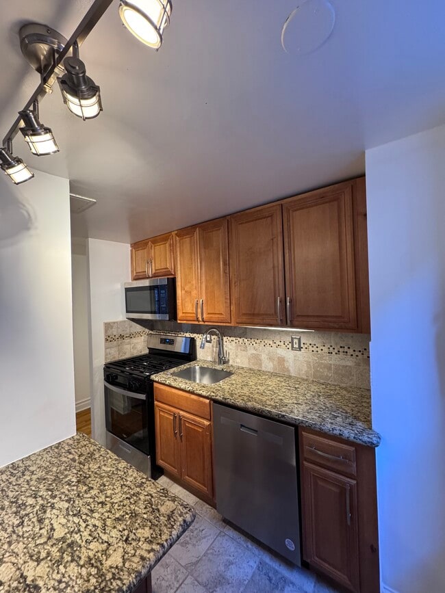 Photo - Bristol Court