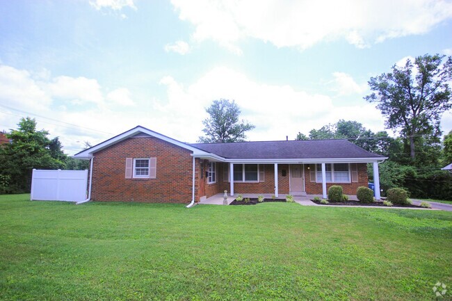Building Photo - 834 Raven Rd Rental