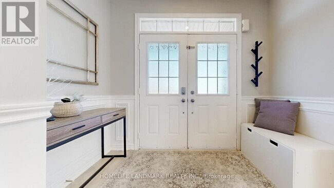 Photo - 13 Woodway Ln