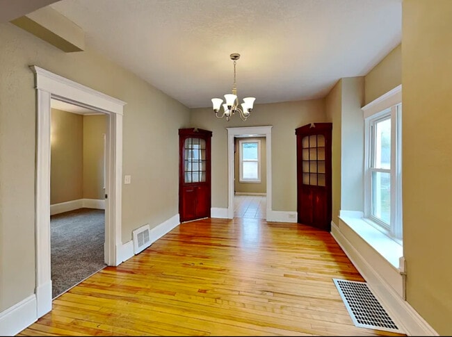 Photo - 400 Decatur Dr