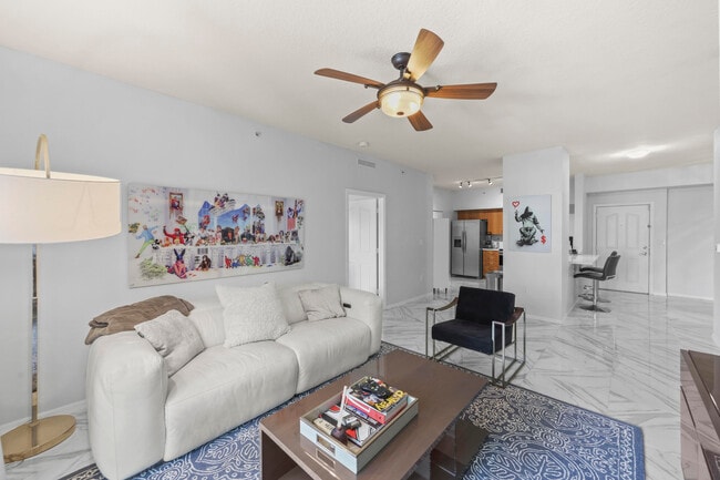 Photo - 250 NE 3rd Ave