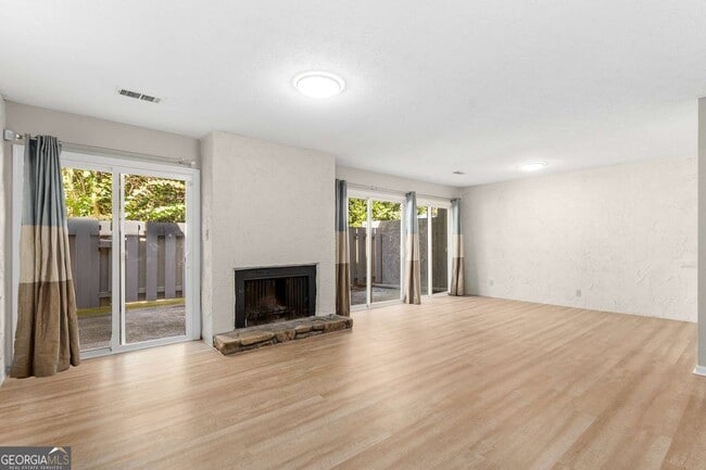 Photo - 510 E Ponce de Leon Ave Unit J