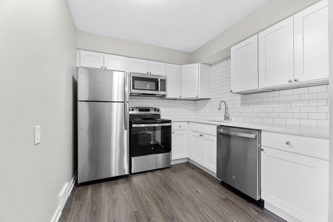 Photo - 24360 E River Rd Unit 30 - 30