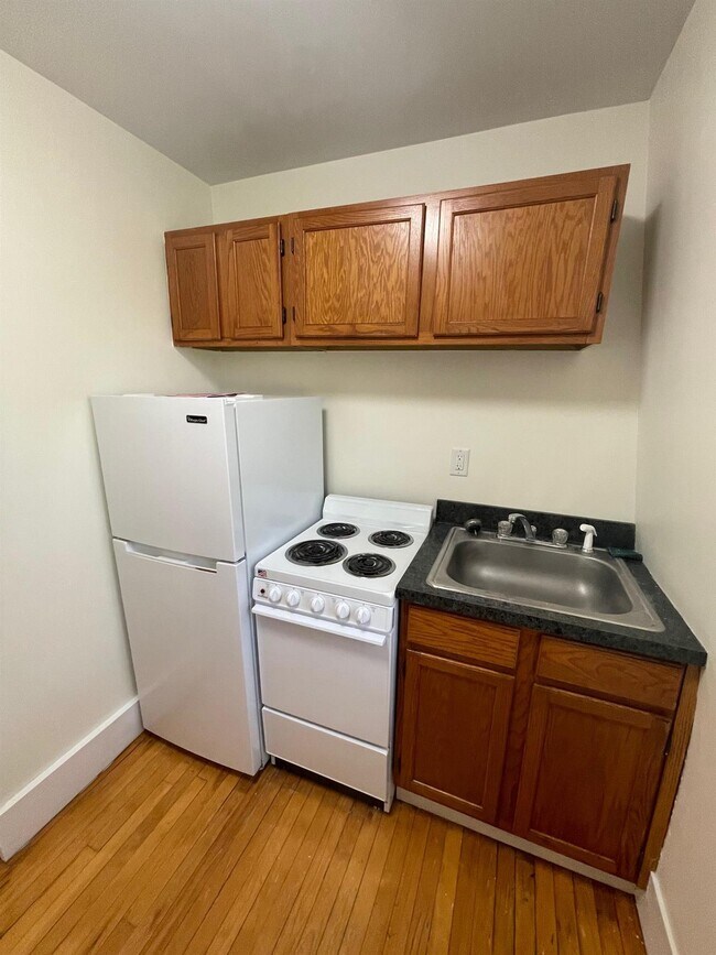 Photo - 9 Moore St Unit 2