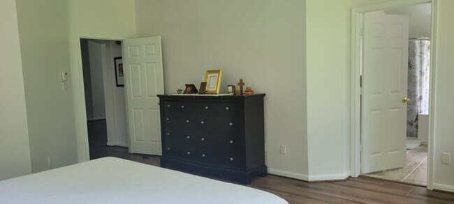 Photo - 3402 Plymouth Pointe Ln