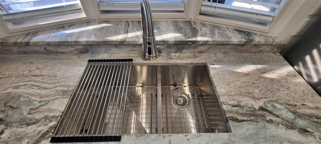 Photo - 5362 SE 65th Ave
