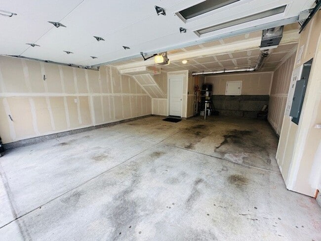 Photo - 3Bd/2.25Ba Seattle Townhouse