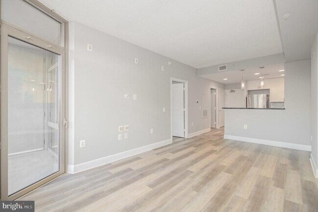 Photo - 3600 S Glebe Rd Unidad 716W