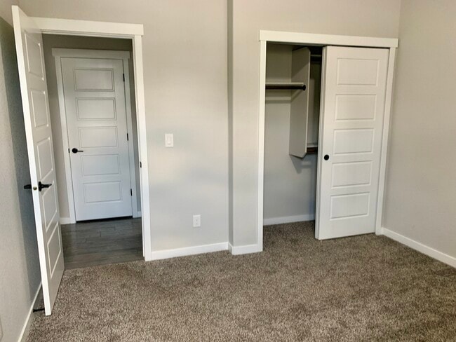 Photo - 6461 Vistancia Ave