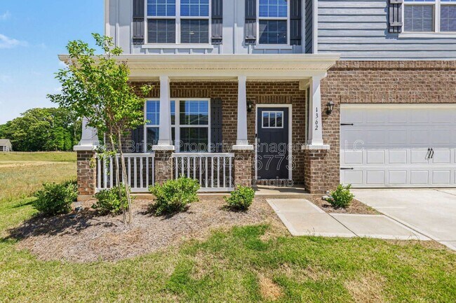 Photo - 1362 Secrest Cmns Dr