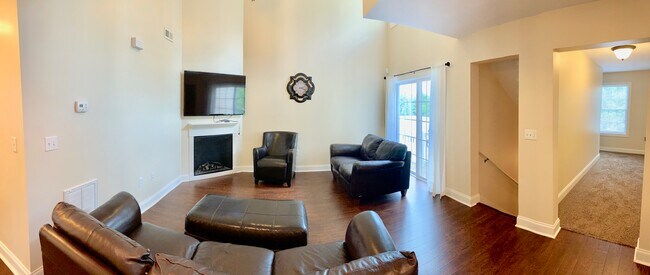 Photo - 202 Treyson Ln