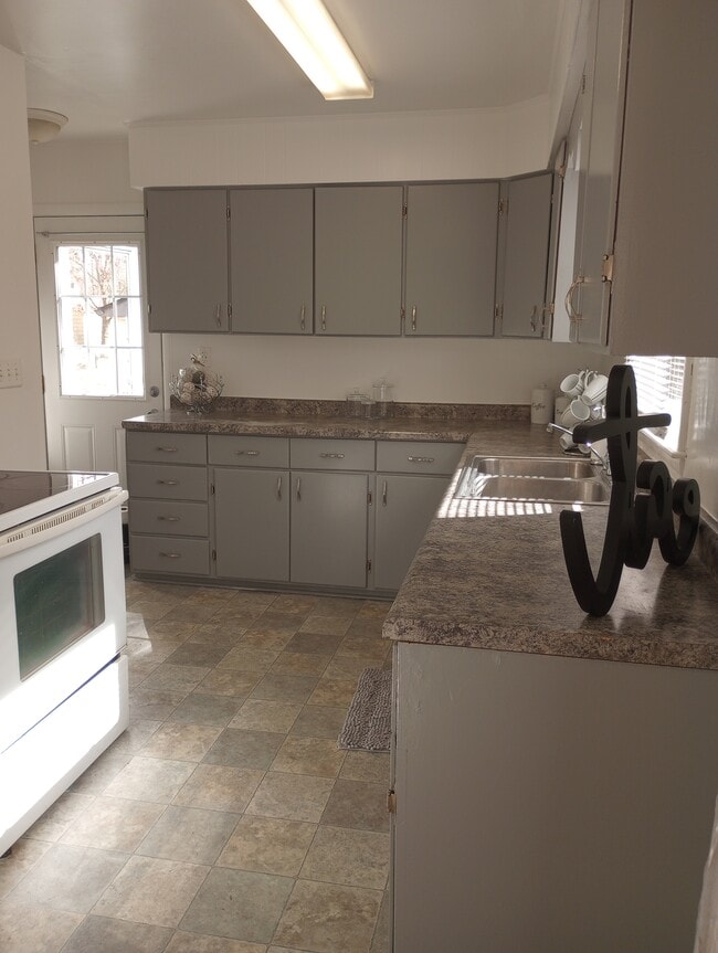 Photo - 914 Belton Ave