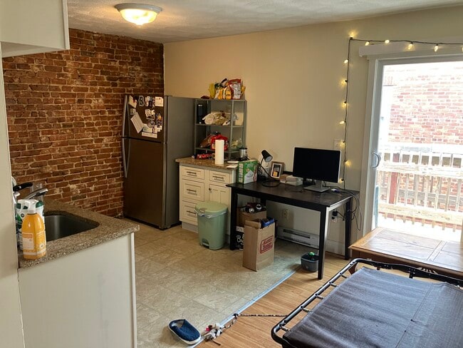 Photo - 3 Elm St Apartment Unit 3
