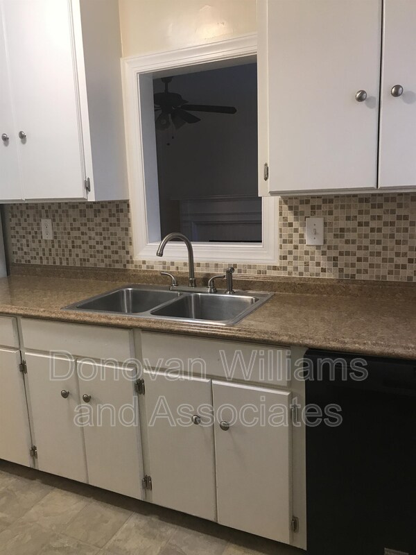 Photo - 2200 Thurmond Pl