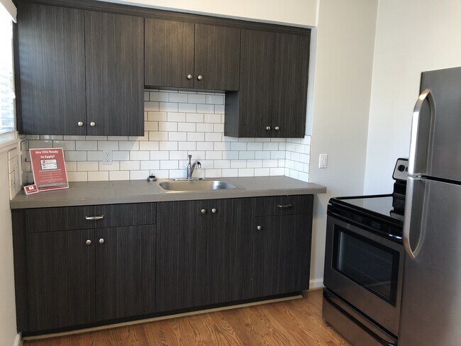 Photo - Collins Court