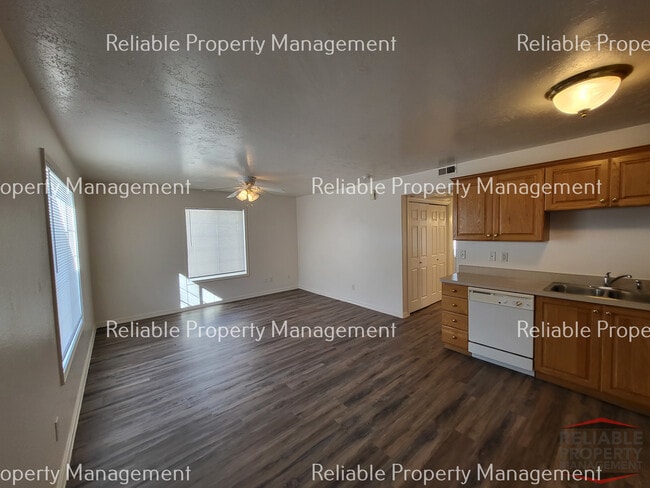 Building Photo - 318 Pioneer Rd Unit 700 Rental
