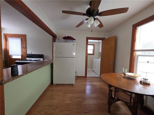 Photo - 9 Factory St