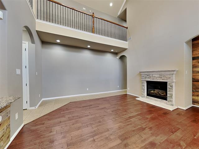 Photo - 229 Carrington Ln