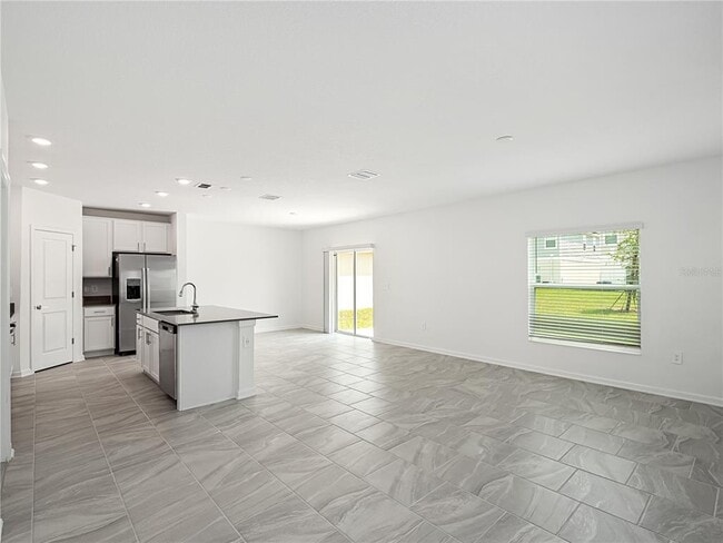 Photo - 571 Jett Ln