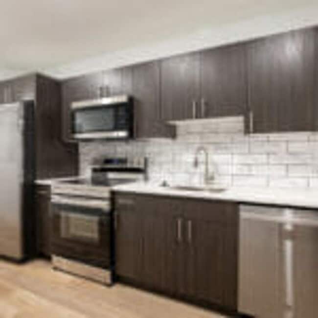 Building Photo - 645 Brooklyn St Unit A