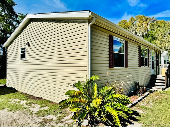 Photo - 4922 Addessi Loop