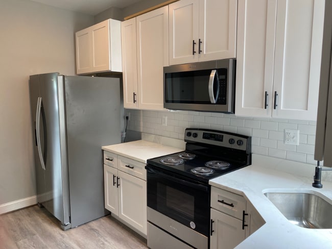 Photo - 2311 Anoka Ave