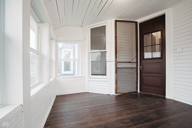 Photo - 217 S Meridian St