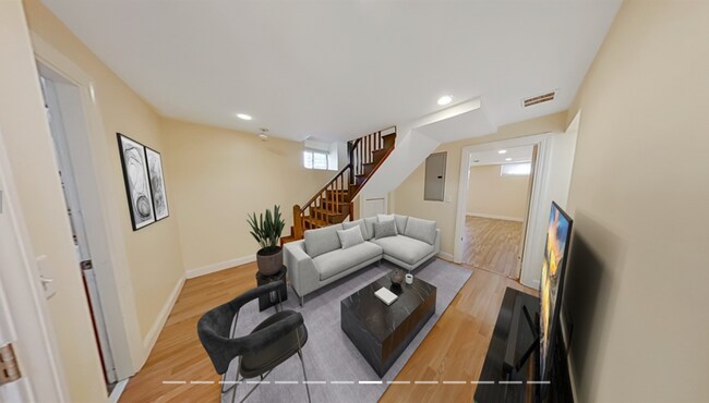 Photo - 124 Calumet St Unit 1