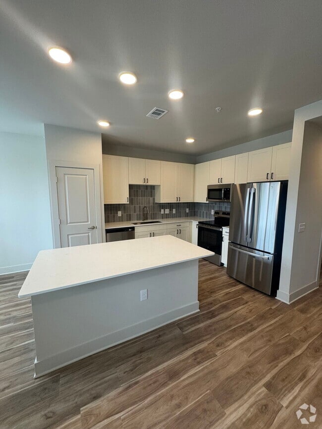Building Photo - 1620 Everitt Trail Unit 6201 Rental