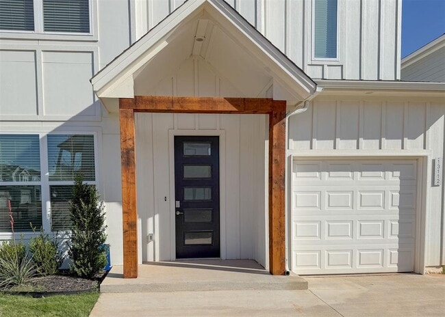 Photo - 13112 Maplewood Ave