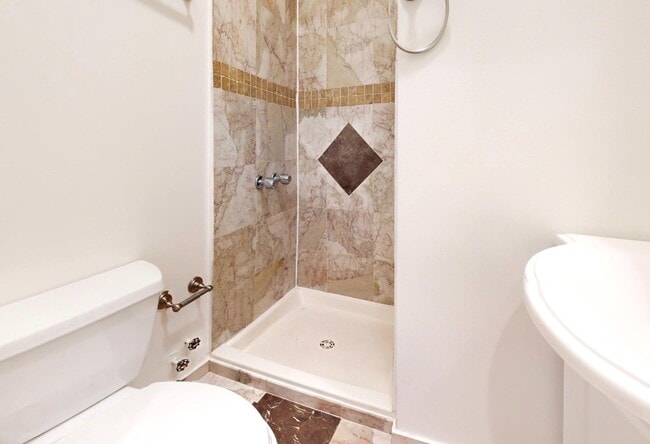 Photo - Bradhurst Avenue Unit 1N