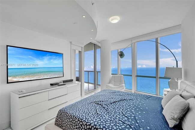 Photo - 17121 Collins Ave Unidad 3206