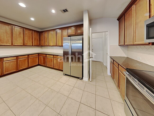 Photo - 5825 Stone Mountain Rd