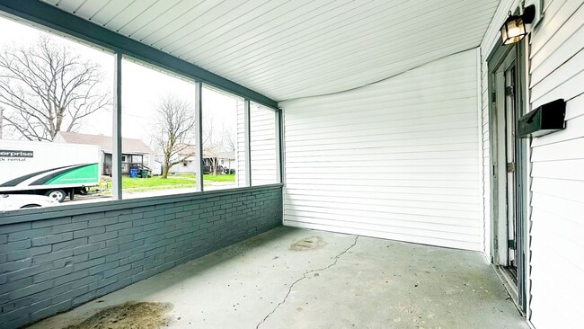 Photo - Beautifully Updated 2-Bedroom Ranch – Mode...