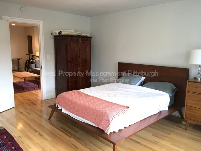 Photo - 5619 E Liberty Blvd Unit 2