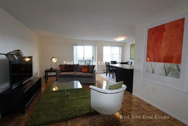 Building Photo - 185 Freeman St Unit 941 Rental