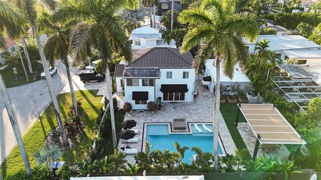 Photo - 1201 NE 85th St