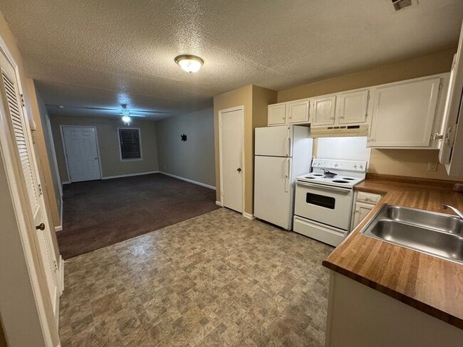 Photo - 2913 Wimberly Dr SW Unit D