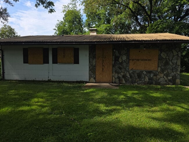 Building Photo - 1 Westwood Dr