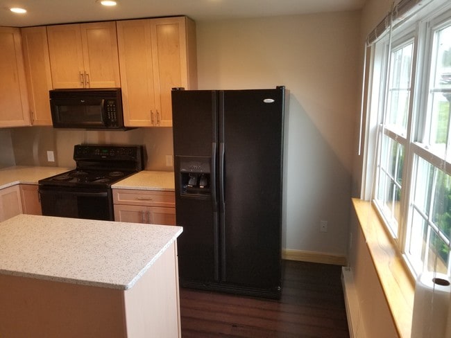 Photo - 213 Governors Park Rd