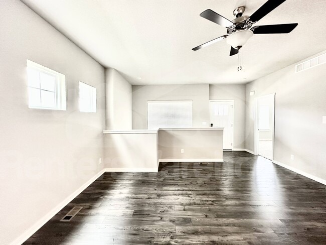 Photo - 2310 SW Plaza Pkwy