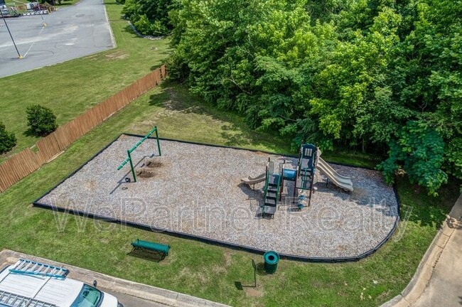 Photo - 5 N Rim Dr