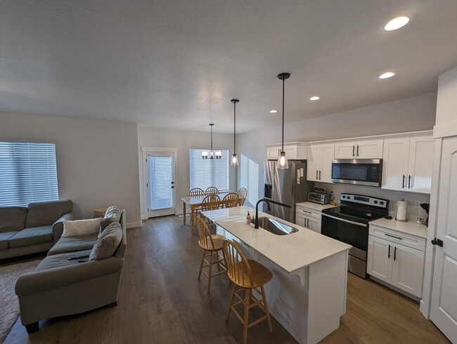 Photo - 3797 Big Horn Dr