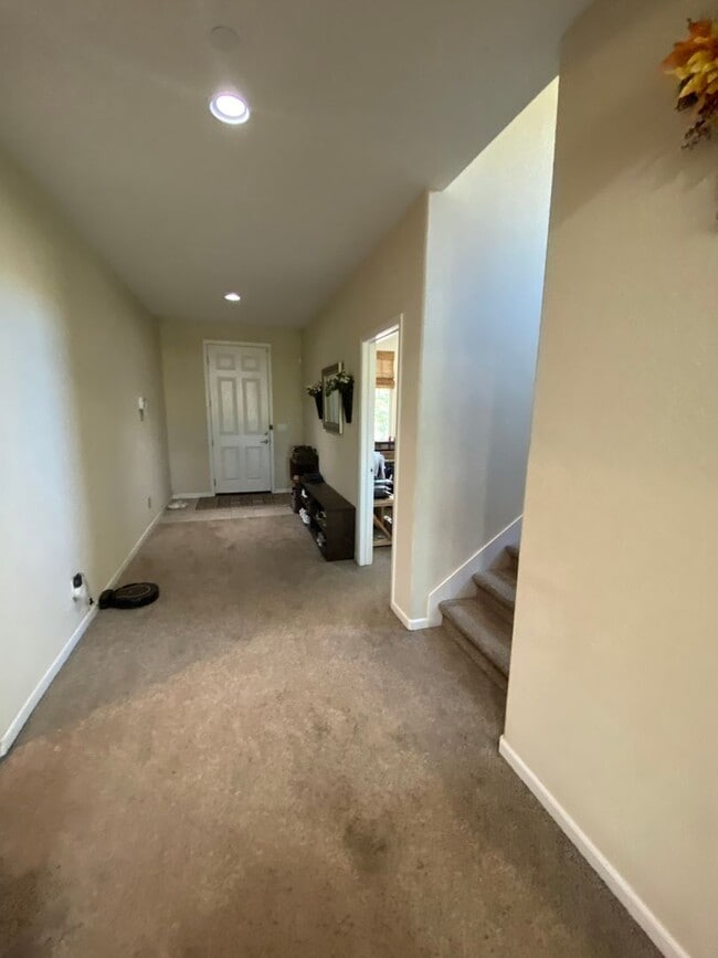 Photo - Just say WOW to space and amenities!