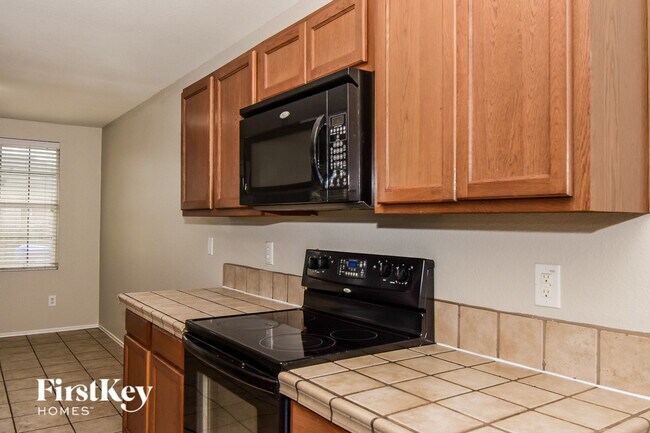 Photo - 609 Rosemary Dr