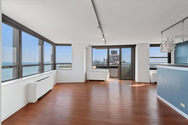Photo - 5701 N Sheridan Rd Unit 28U