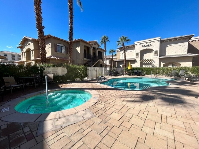 AVAILABLE NOW!!! DOWNSTAIRS 1 Bedroom 1 Ba... - AVAILABLE NOW!!! DOWNSTAIRS 1 Bedroom 1 Ba...
