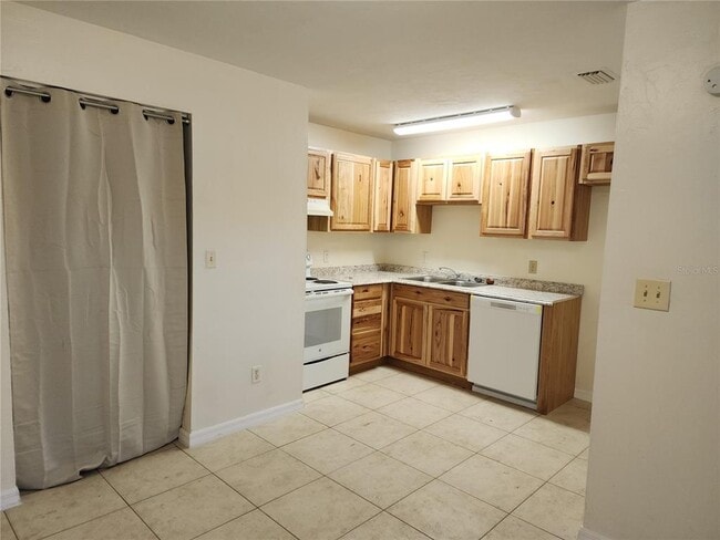 Photo - 6140 NW 26th St