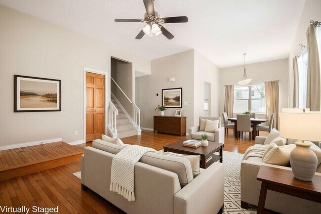 Photo - 4931 Leybourne Dr